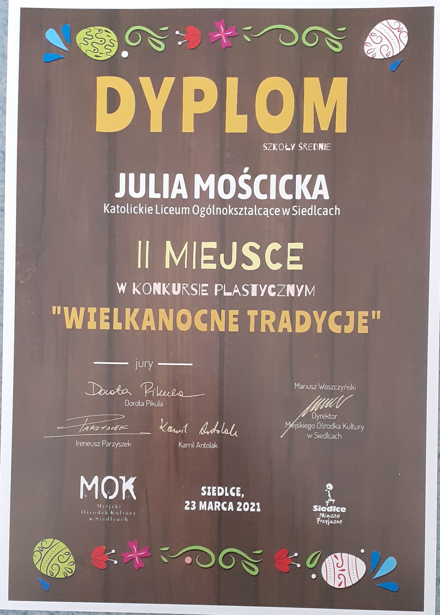 dyplom Julia Moscicka